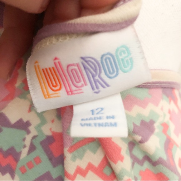 Girls LuLaRoe top size 12 - Picture 3 of 3